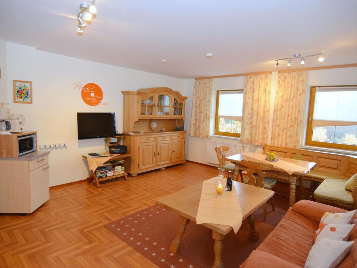 Holiday Flat With Swimming Pool In Prackenbach ヴィヒタッハ エクステリア 写真