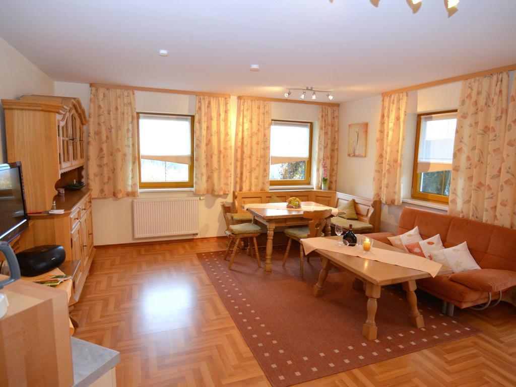 Holiday Flat With Swimming Pool In Prackenbach ヴィヒタッハ エクステリア 写真